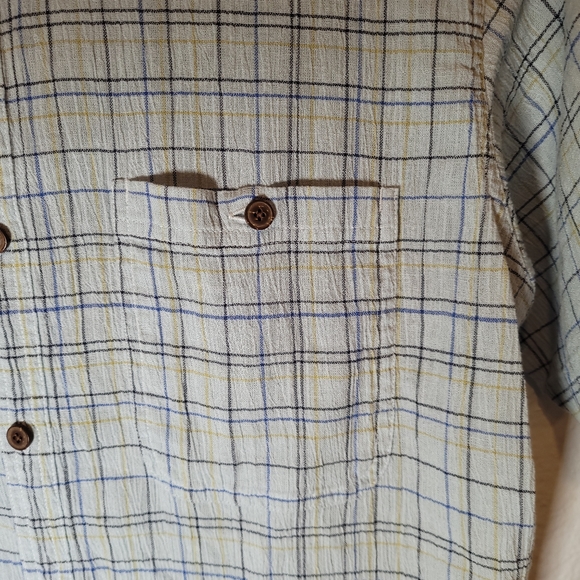 Plaid Patagonia Button Up Shirt,  size large , like new - Picture 3 of 5